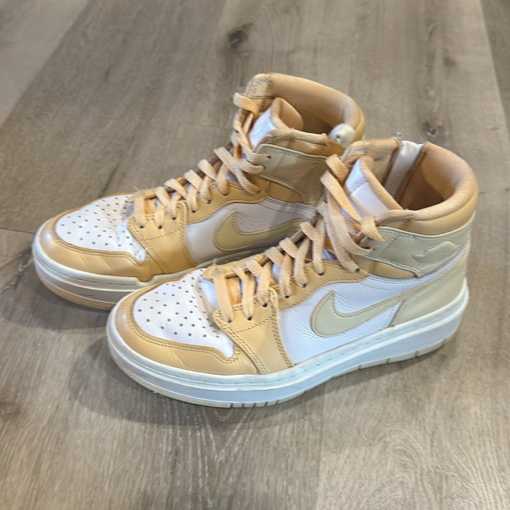 Air Jordan 1 Elevate High